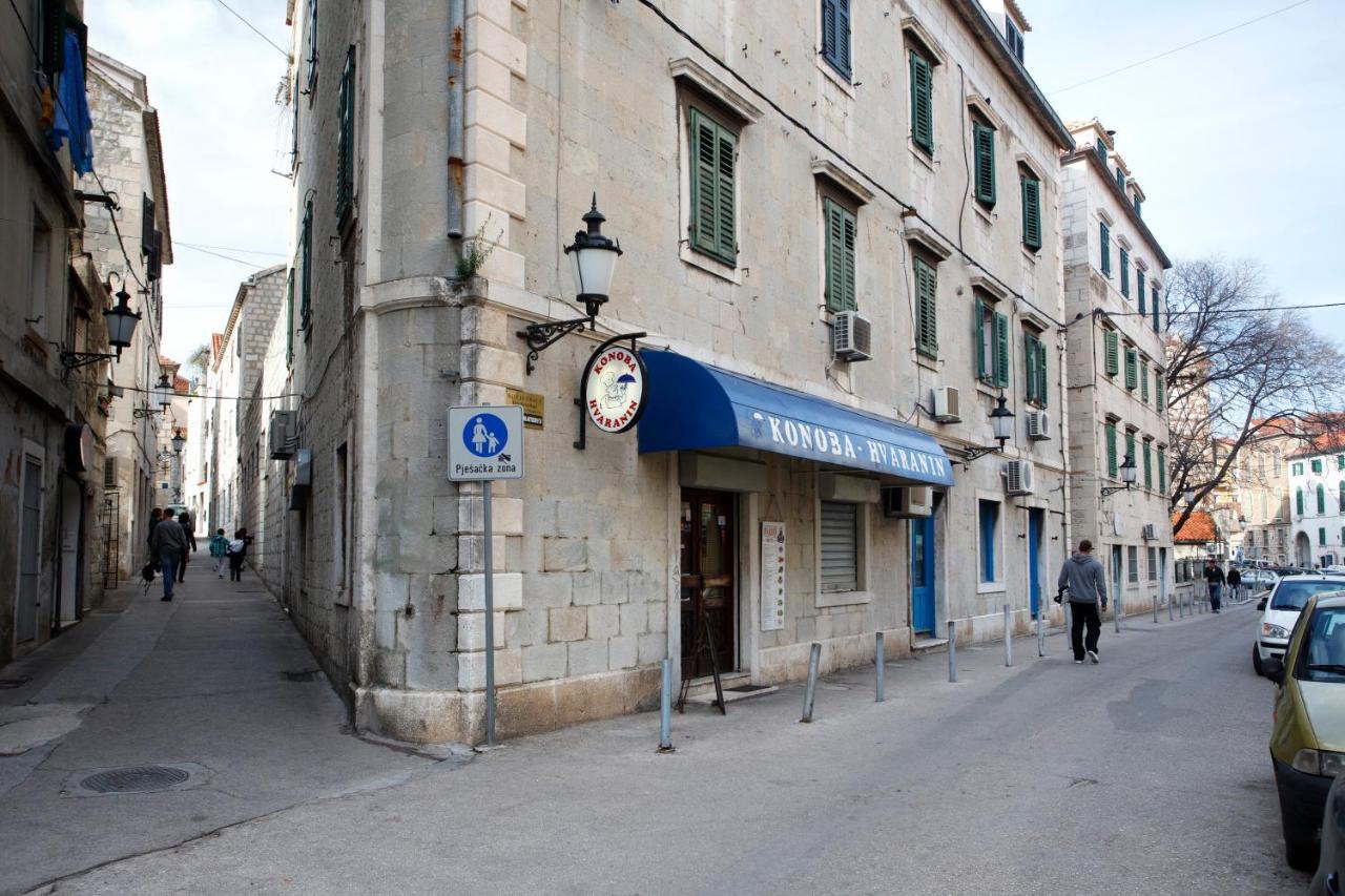 Luxury Apts Leone Split Centre Exteriör bild